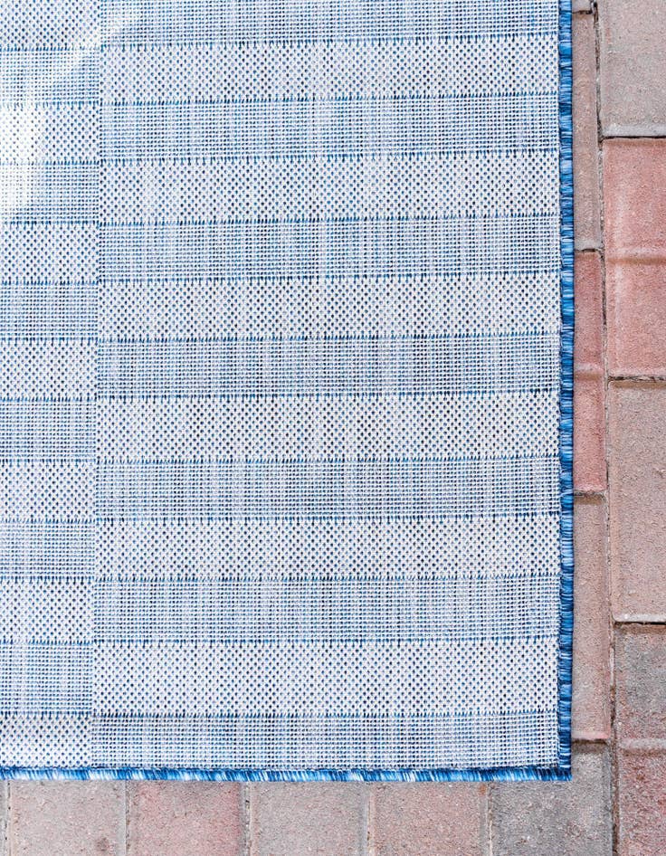 Detail image of  4' x 6'  Washable Ribbon Indoor / Outdoor Rug