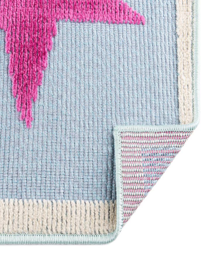 Detail image of  5' 3 x 7' 7  Washable  Indoor / Outdoor Rug