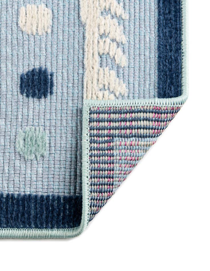 Detail image of  7' 3 x 9' 10  Washable  Indoor / Outdoor Rug