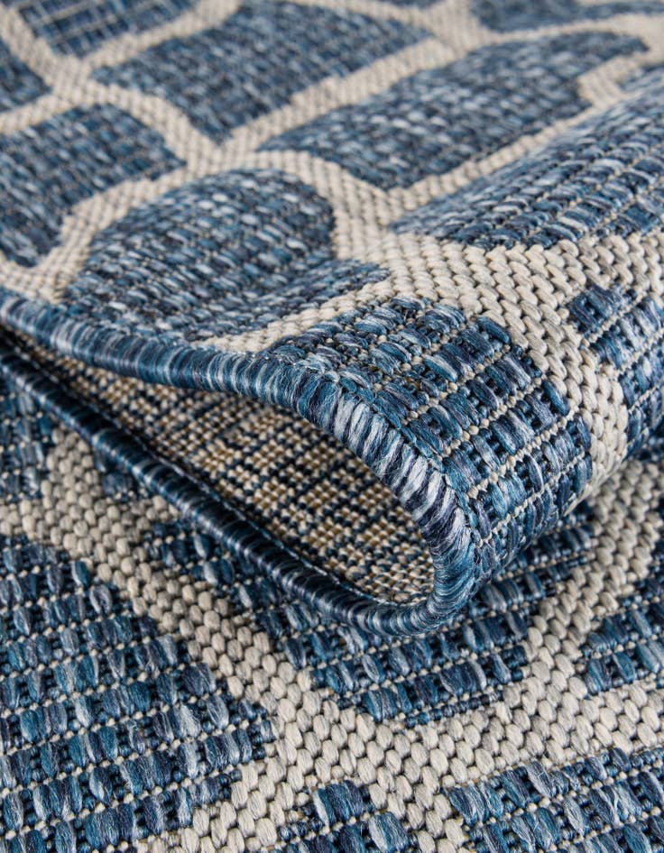 Detail image of  7' x 10'  Washable Safari Indoor / Outdoor Rug