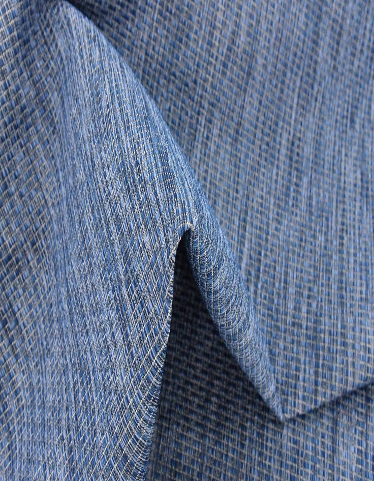 Detail image of  7' x 10'  Washable Solid Indoor / Outdoor Rug