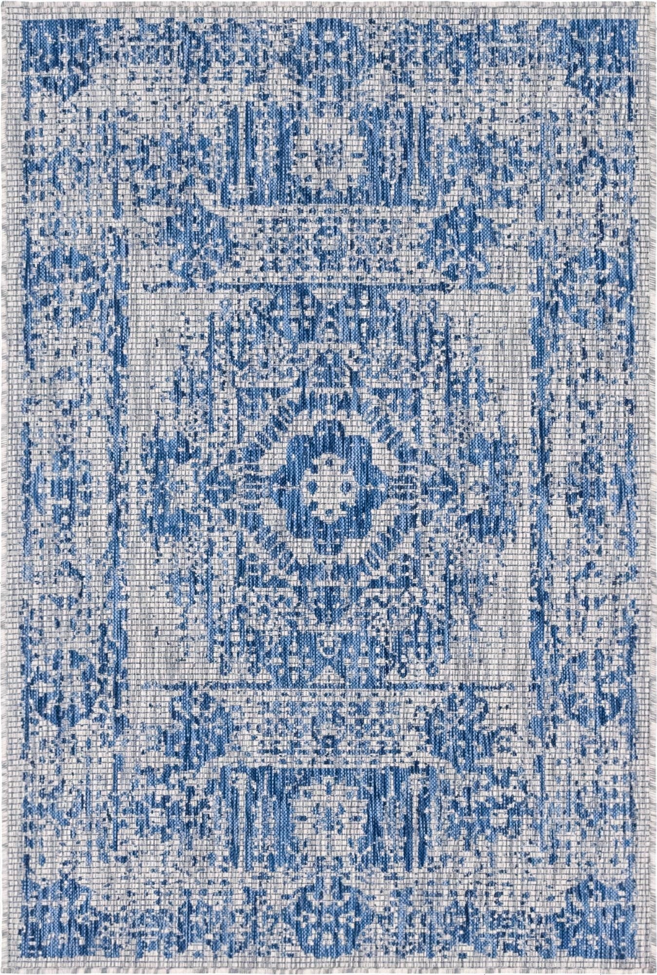  4' x 6'  Washable Traditional Indoor / Outdoor Rug
