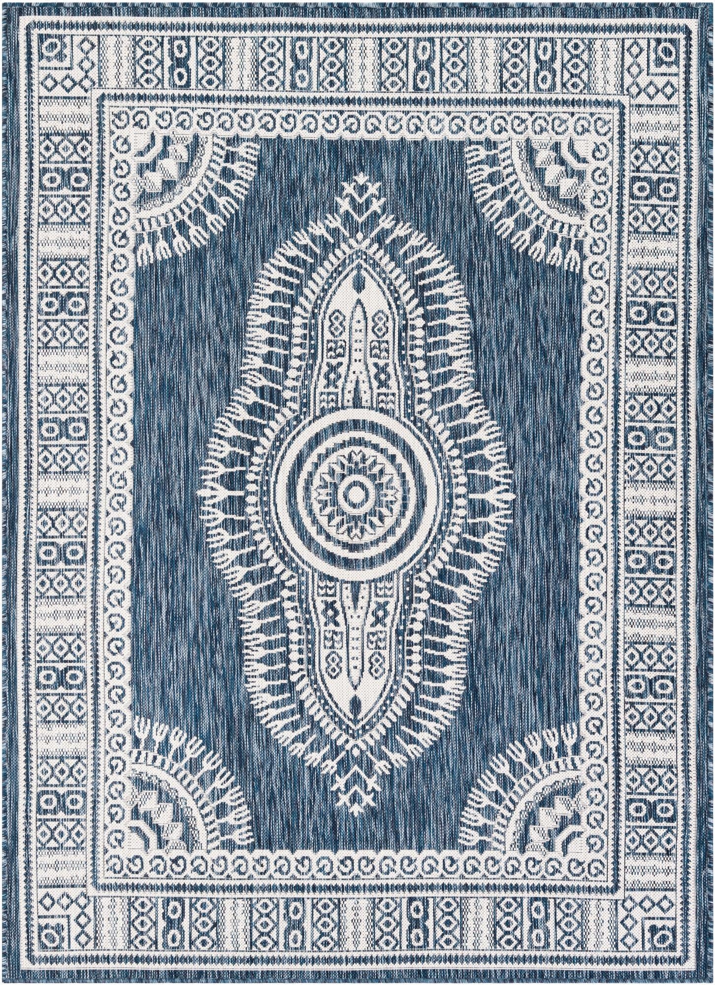  5' 3 x 7'  Washable Traditional Indoor / Outdoor Rug