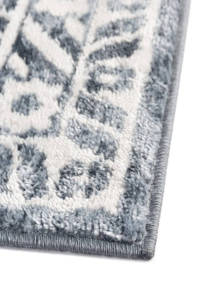 Detail image of  9' x 12' Oxford Rug