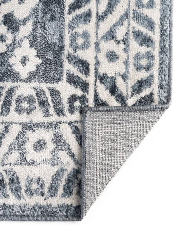 Detail image of  9' x 12' Oxford Rug