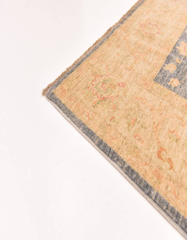 Detail image of  6' 9 x 9' 11  Hand Knotted Peshawar Ziegler Rug