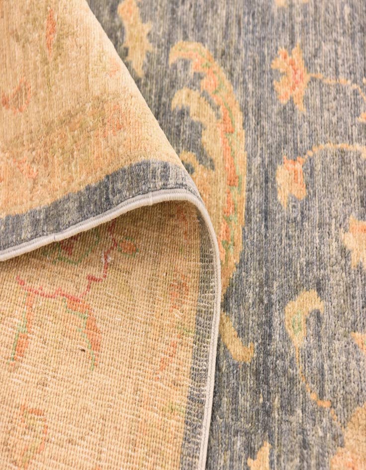 Detail image of  6' 9 x 9' 11  Hand Knotted Peshawar Ziegler Rug