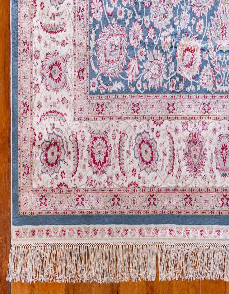 Detail image of  5' x 7' 5 Qom Bamboo Silk Rug