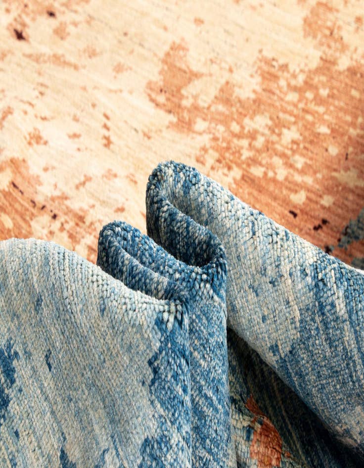 Detail image of  8' 4 x 11' 3 Rubin Wool Rug