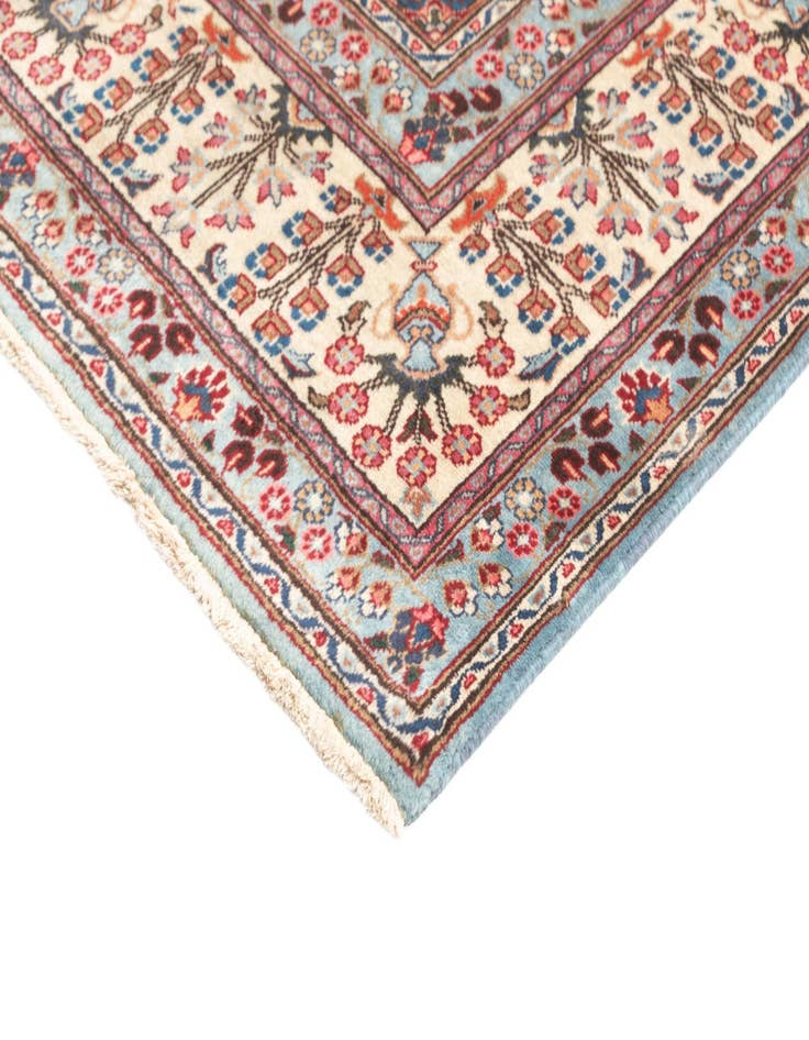 Detail image of  7' 10 x 11' 3 Sabzevar Rug