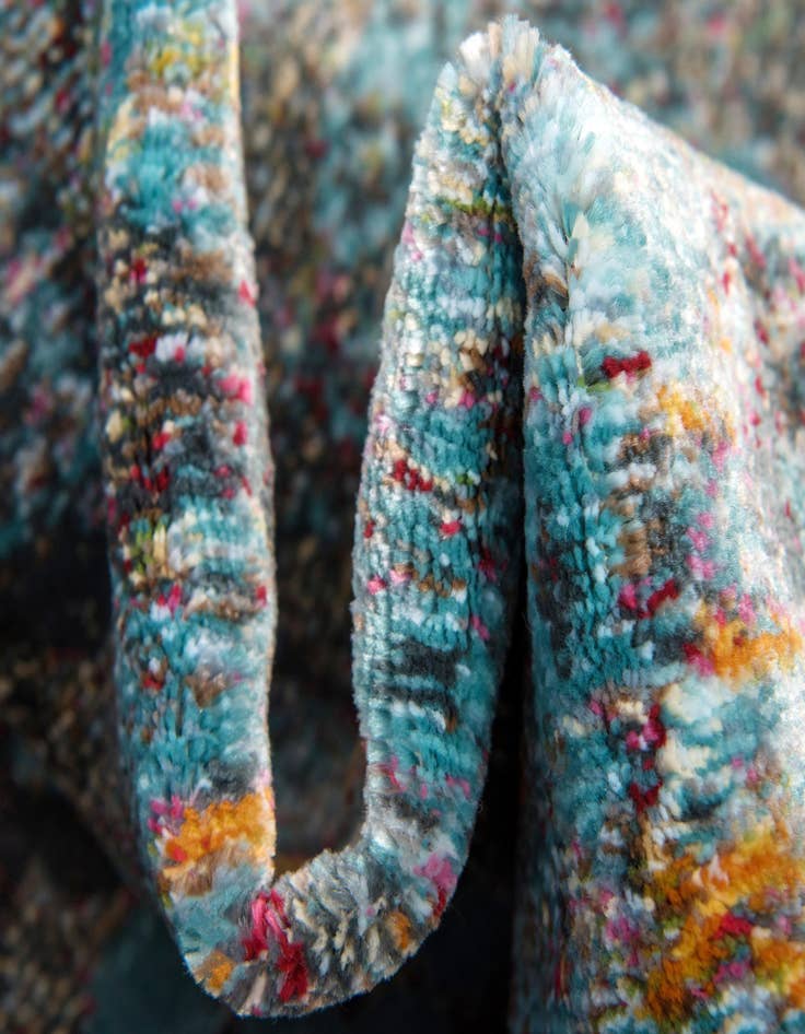 Detail image of  2' 2 x 3' Santiago Rug