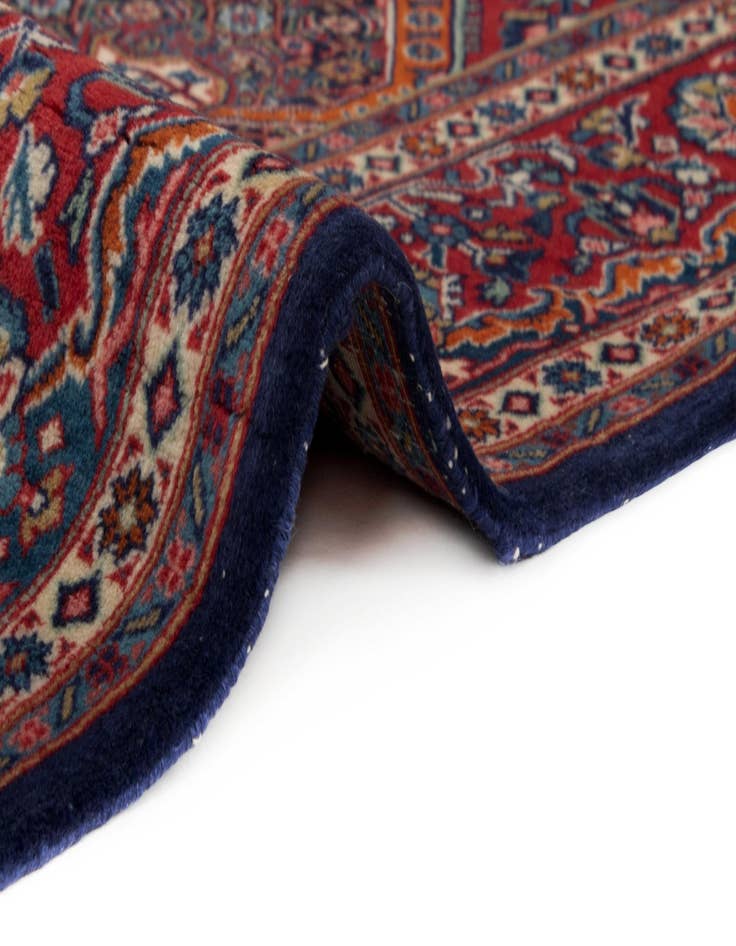 Detail image of  4' 5 x 7' 1 Sarough Wool Rug