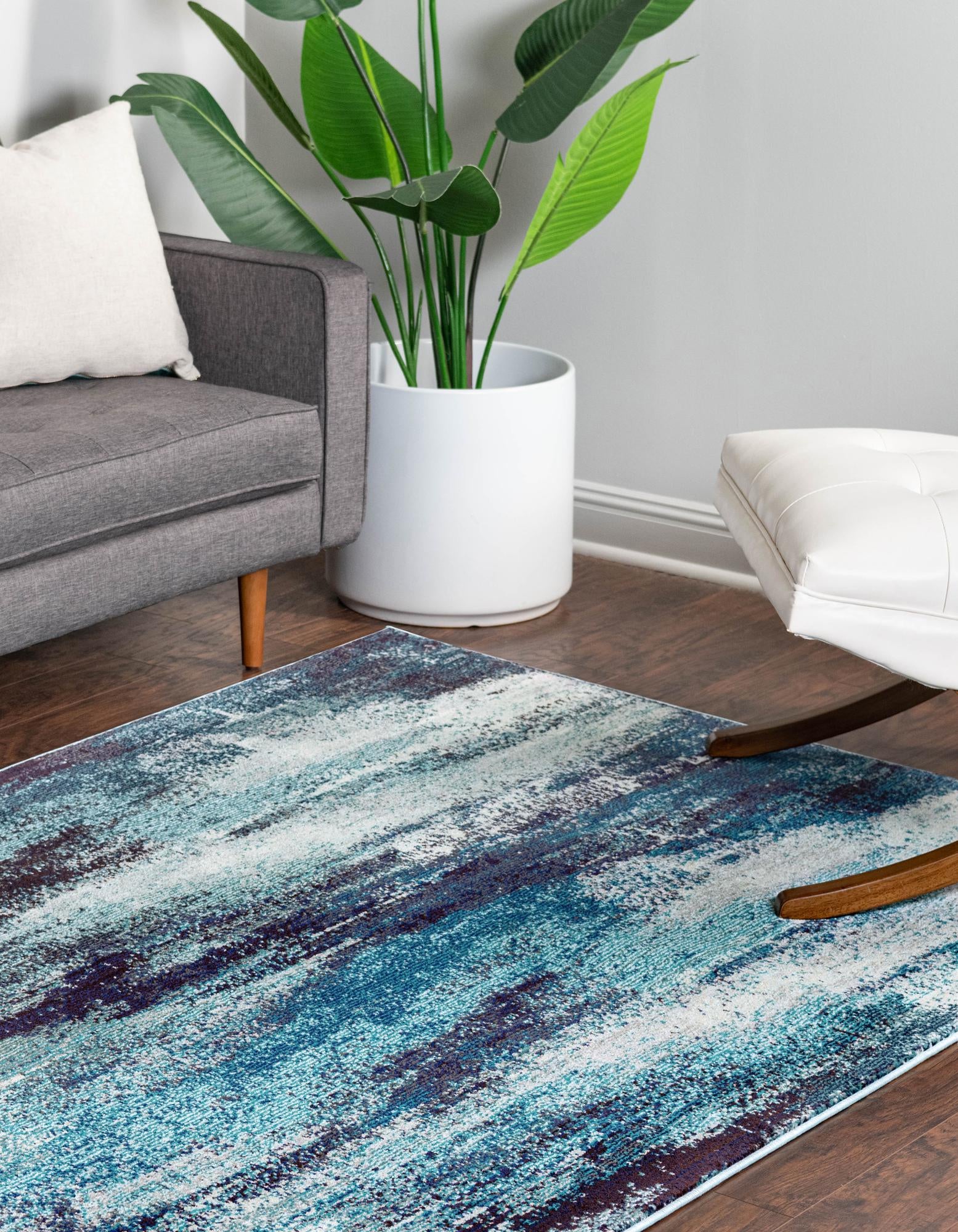 Blue 5' x 8' Sevilla Rug | Rugs.com