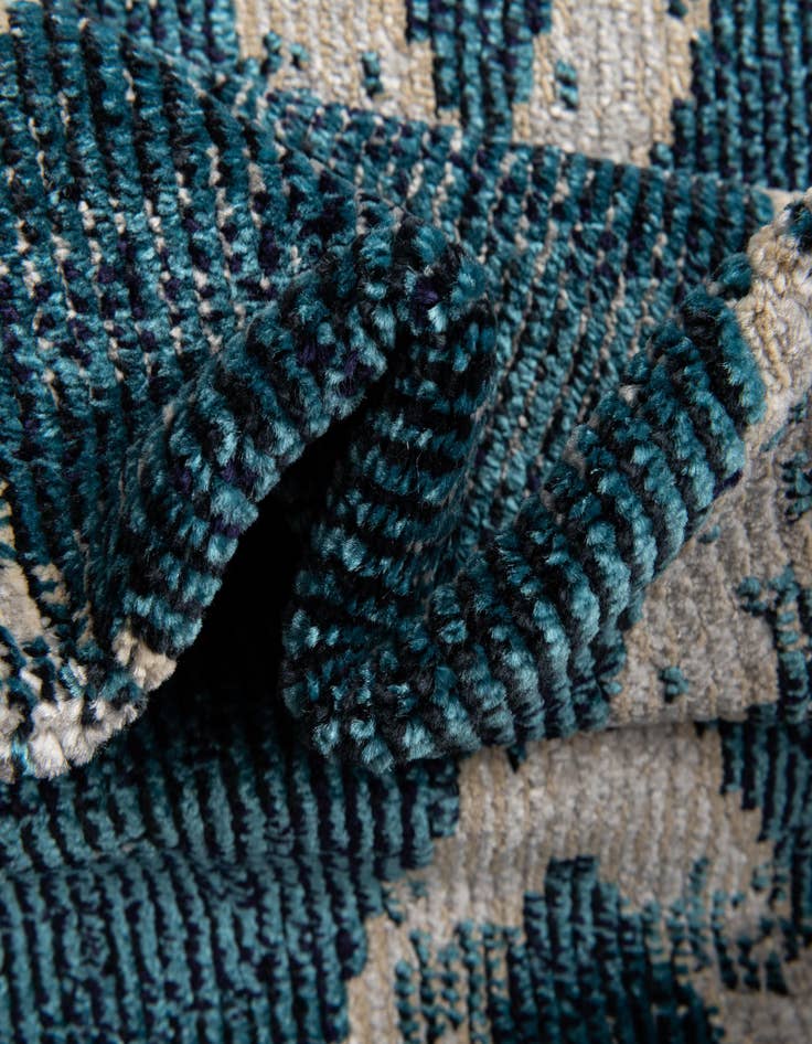 Detail image of  4' x 6' Starlight Rug