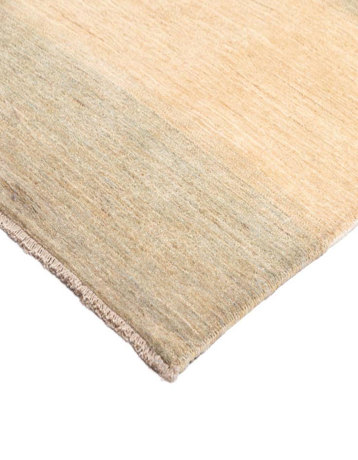 Detail image of  6' 9 x 10' 2 Tabiibaft Wool Rug