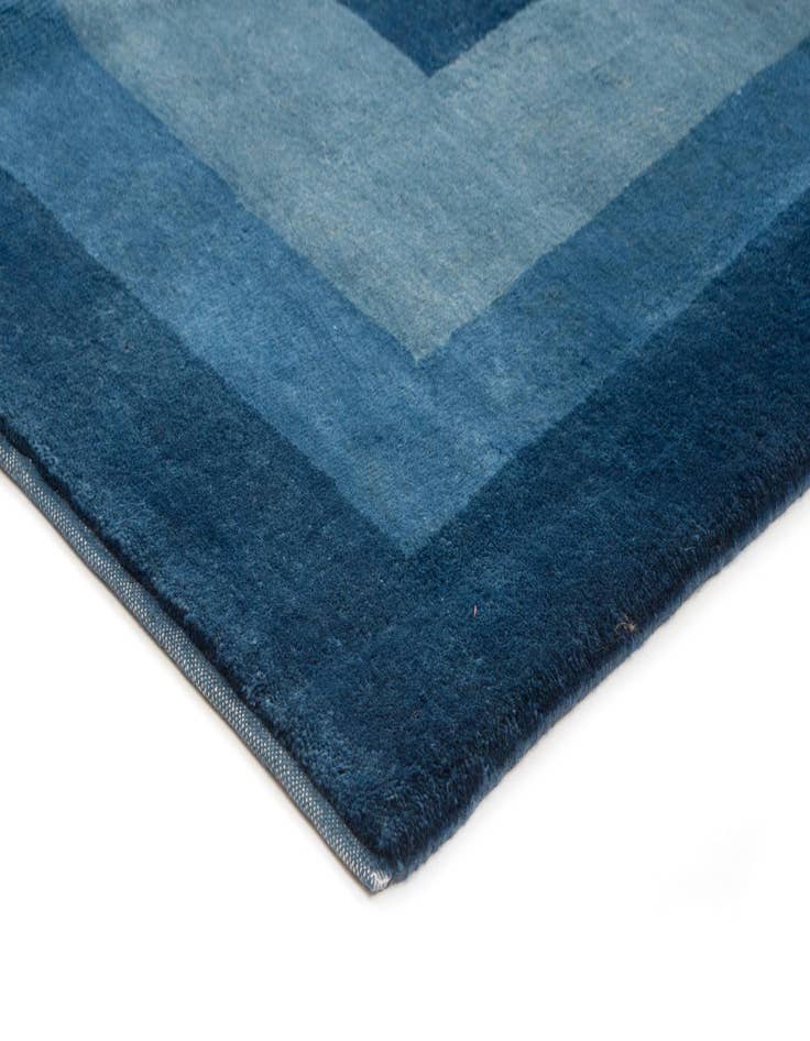 Detail image of  7' 7 x 9' 11 Tambaghuly Rug