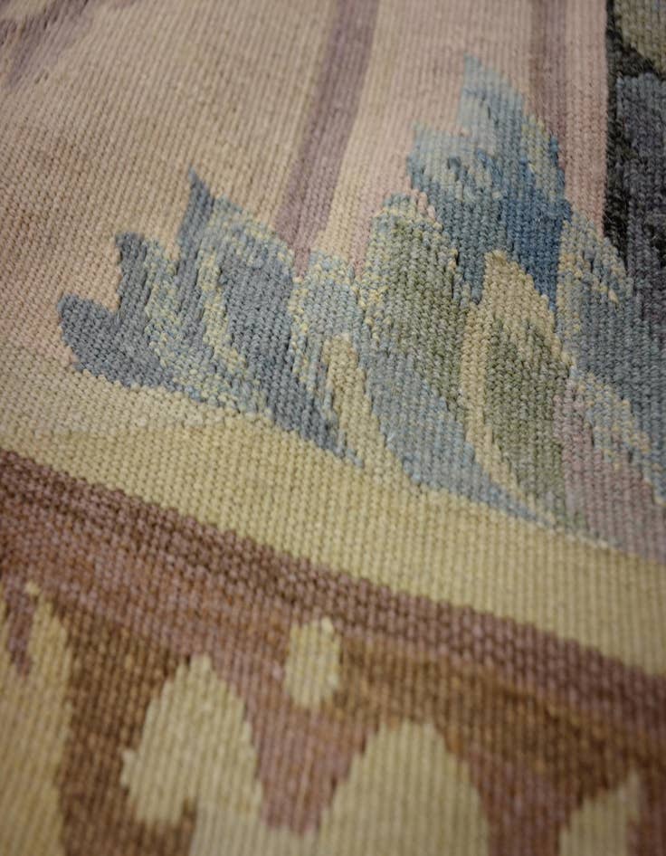 Detail image of  4' 2 x 5' 6 Tapestry Wool Rug