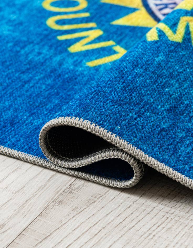 Detail image of  5' x 8' South Dakota The Flag Collection Rug