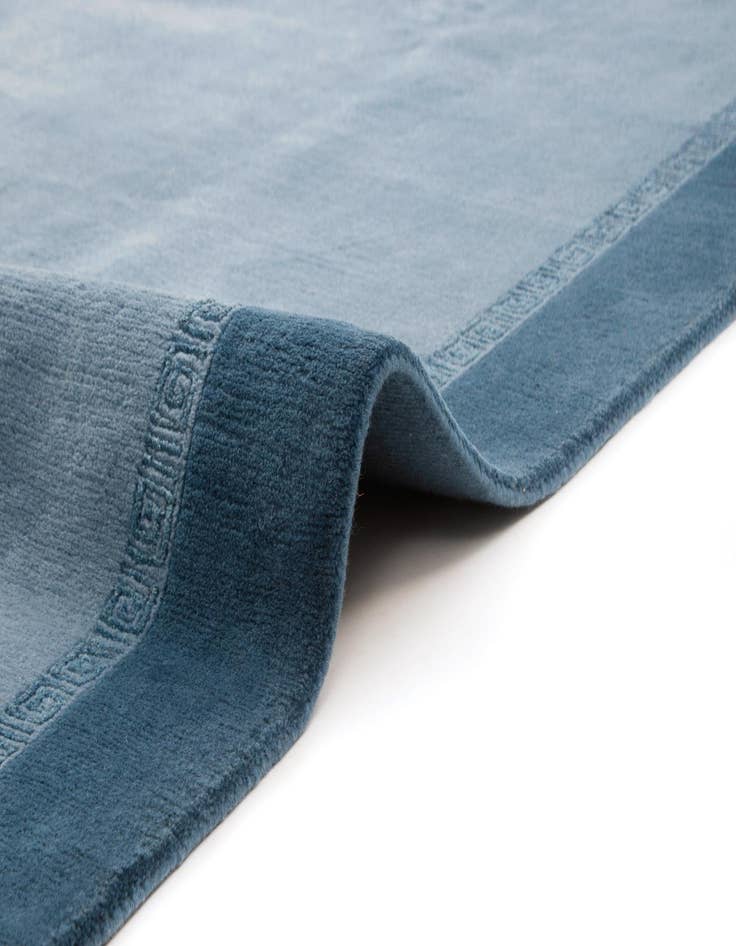 Detail image of  7' 2 x 9' 9 Tibet Rug