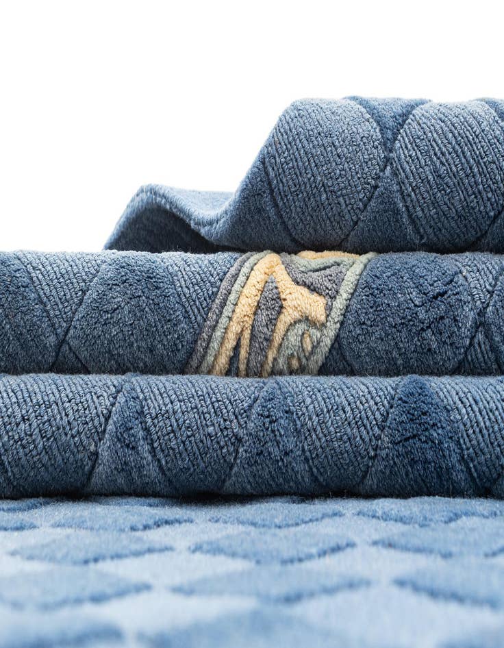 Detail image of  5' 8 x 7' 4 Tibet Rug