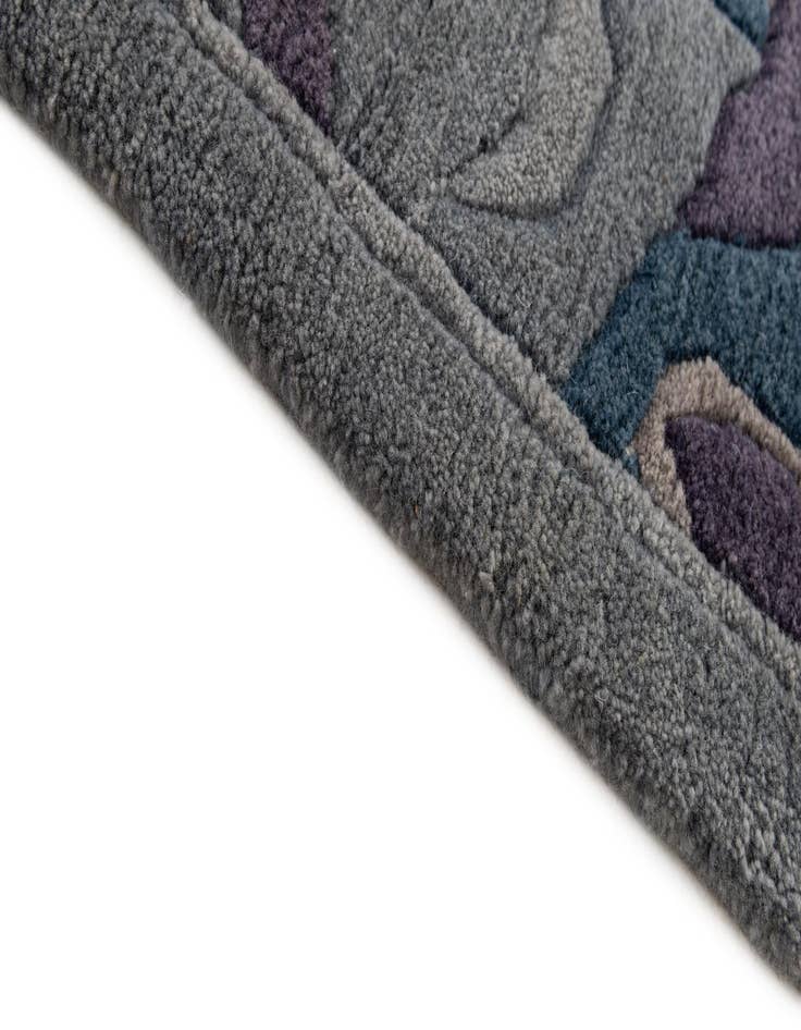 Detail image of  4' 11 x 7' 2  Hand Knotted Tibet Wool Rug