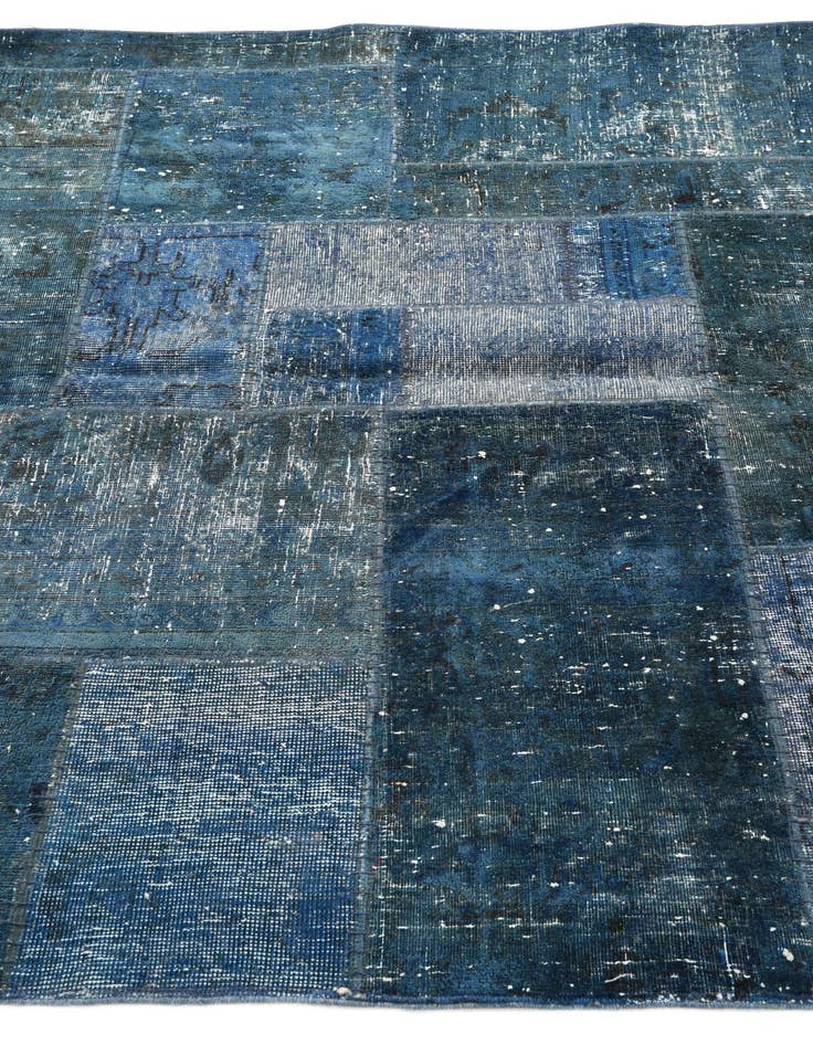 Detail image of  4' 11 x 6' 9  Hand Knotted Ultra Vintage Persian Wool Rug