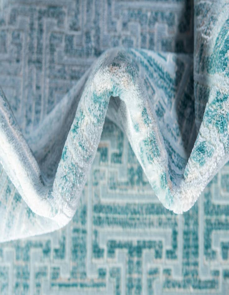 Detail image of Jill Zarin 4' x 6' Uptown Park Avenue Rug