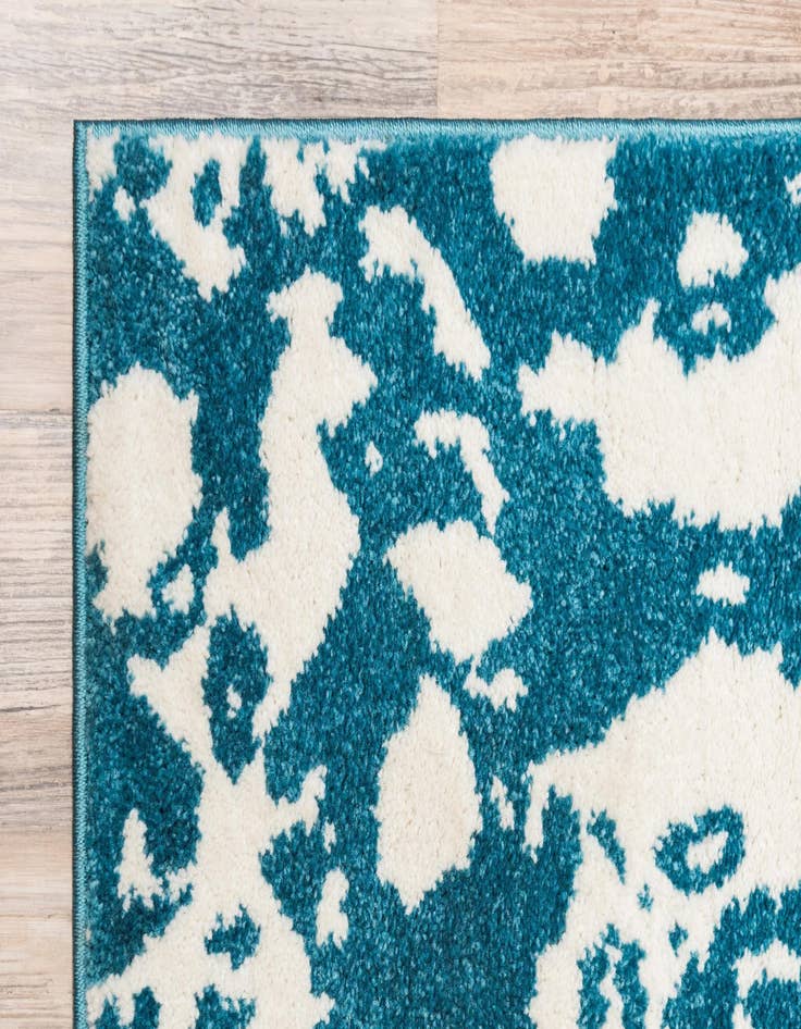 Detail image of 9' x 12' Veneto Rug