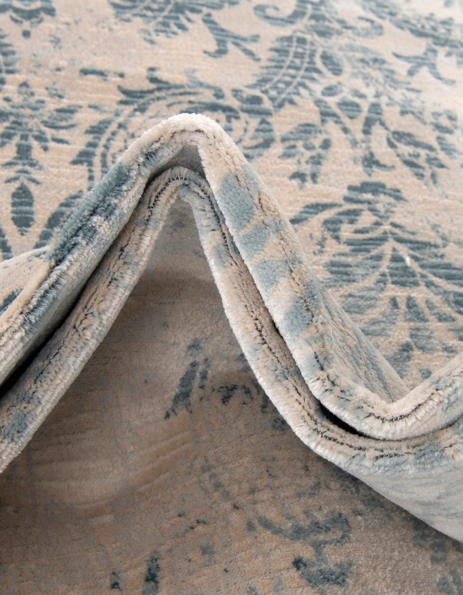 Blue 10' x 13' Victoria Rug | Rugs.com