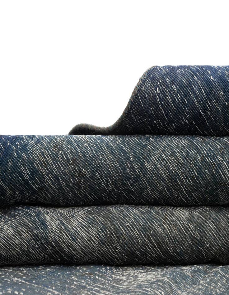 Detail image of  9' 5 x 13' 6 Vintage Royal Rug