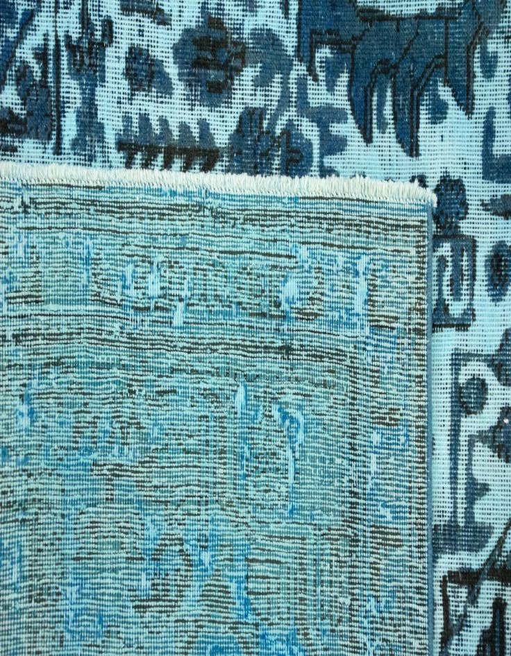 Detail image of  7' 9 x 10' 1 Vintage Royal Wool Rug