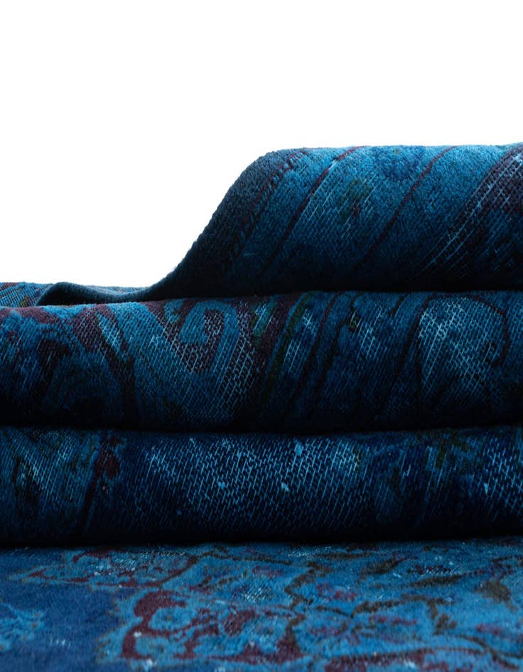 Detail image of  8' 8 x 11' 4 Vintage Royal Wool Rug