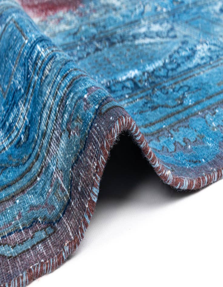 Detail image of  7' 10 x 11' 1 Vintage Royal Wool Rug