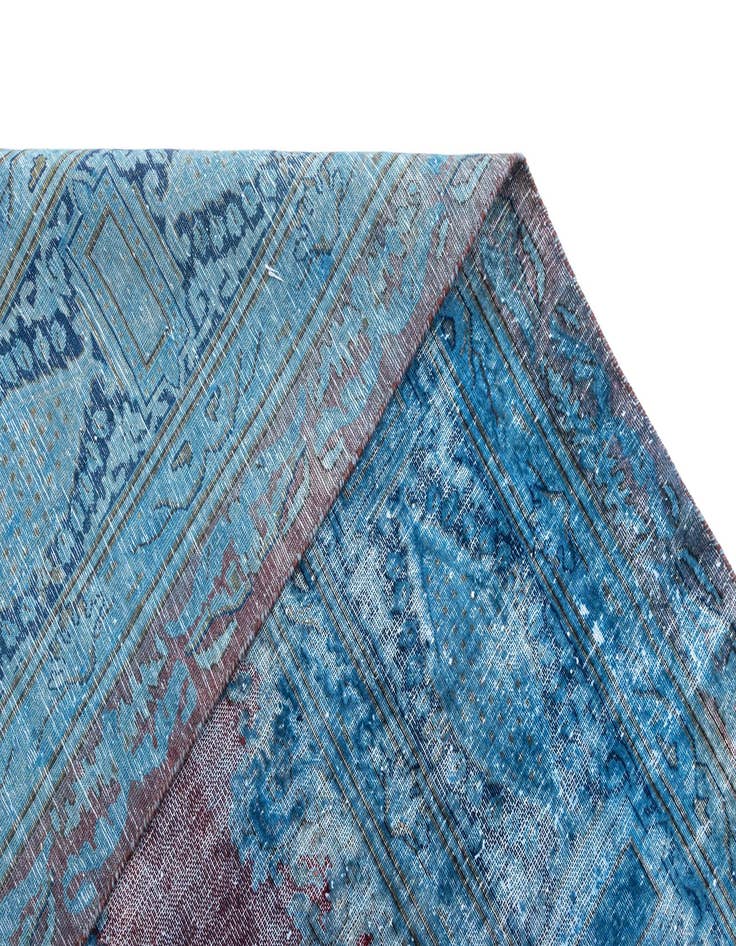 Detail image of  7' 10 x 11' 1 Vintage Royal Wool Rug