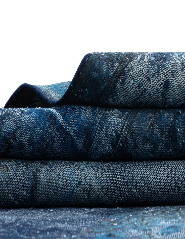 Detail image of  9' 7 x 13' 1 Vintage Royal Wool Rug