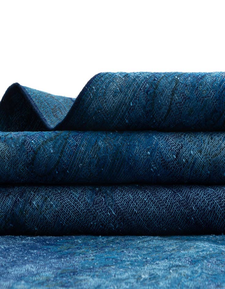 Detail image of  9' 6 x 12' 10 Vintage Royal Wool Rug