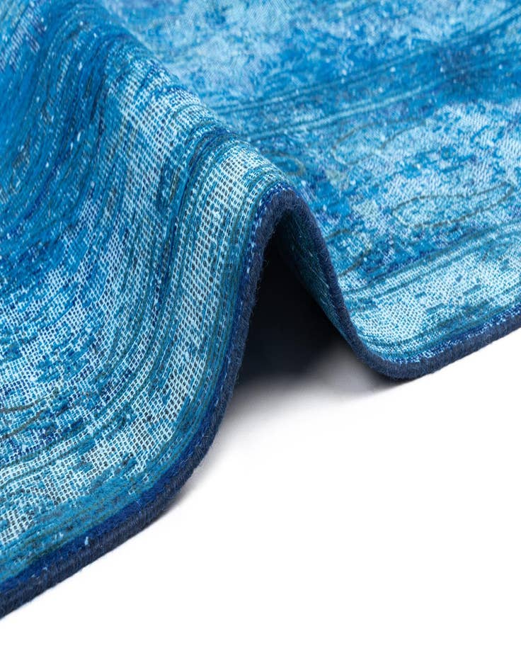 Detail image of  9' 6 x 12' 10 Vintage Royal Wool Rug