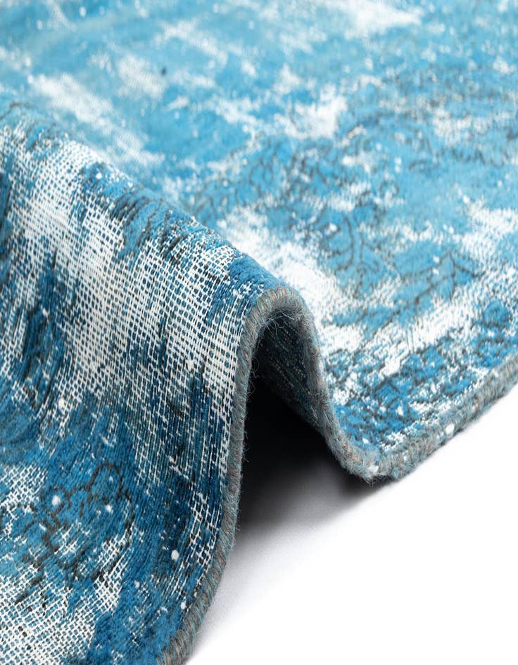 Detail image of  9' 5 x 12' 2 Vintage Royal Wool Rug