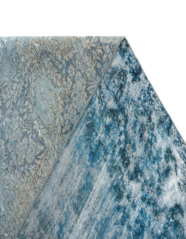 Detail image of  9' 5 x 12' 2 Vintage Royal Wool Rug