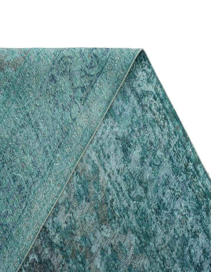 Detail image of  9' 9 x 13' 2 Vintage Royal Wool Rug