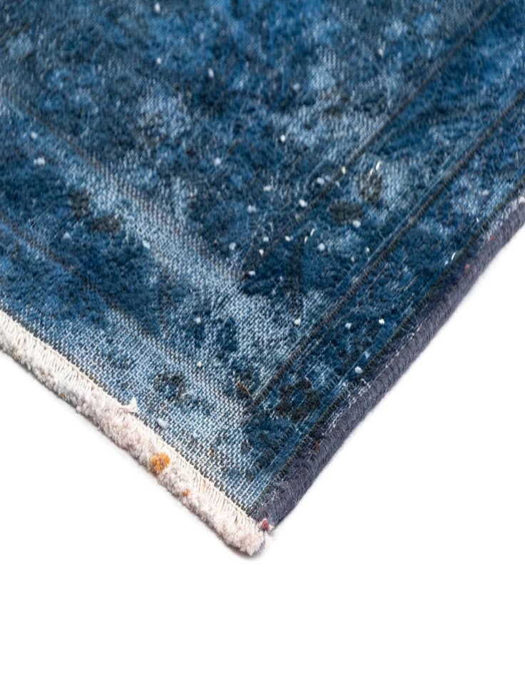 Detail image of  8' 4 x 12' 2 Vintage Royal Wool Rug