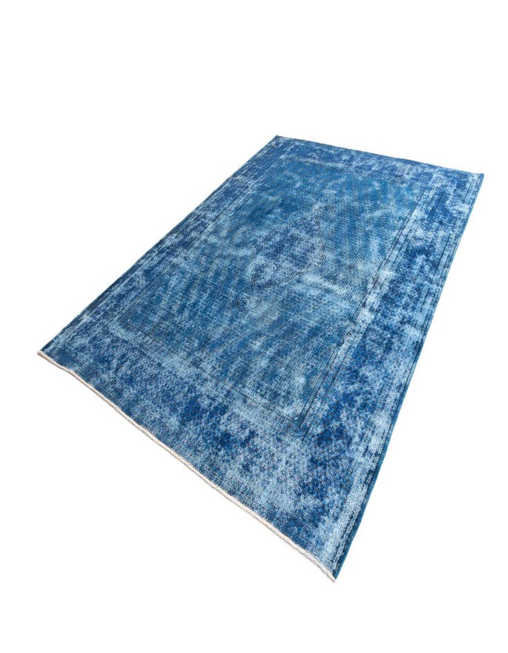 Detail image of  8' 10 x 11' 9 Vintage Royal Wool Rug