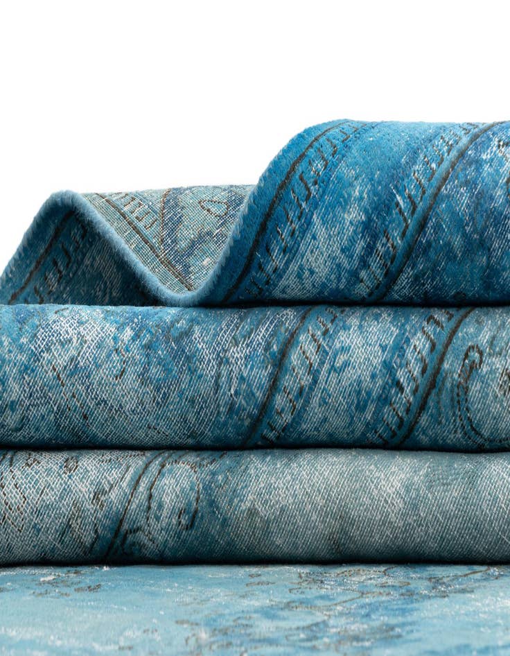 Detail image of  9' 7 x 13' Vintage Royal Wool Rug