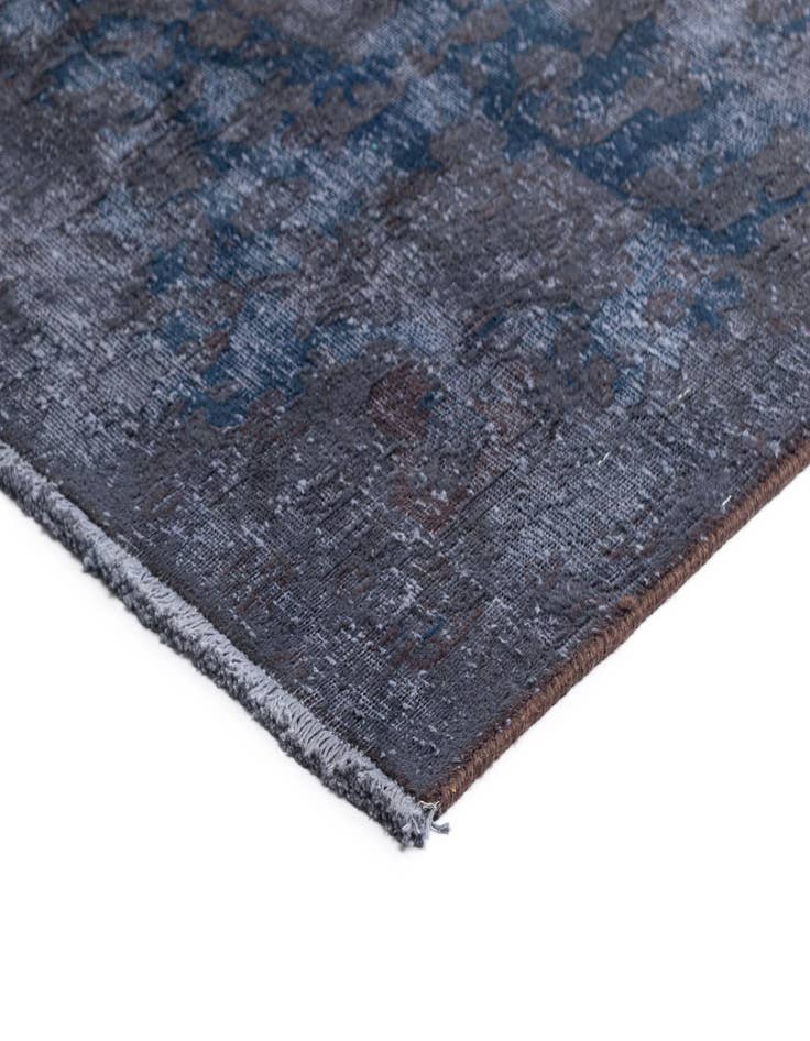 Detail image of  9' 5 x 12' 9 Vintage Royal Wool Rug