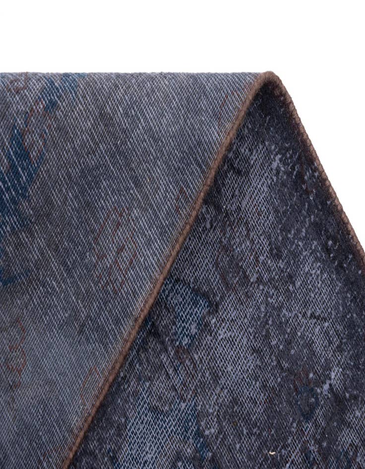 Detail image of  9' 5 x 12' 9 Vintage Royal Wool Rug