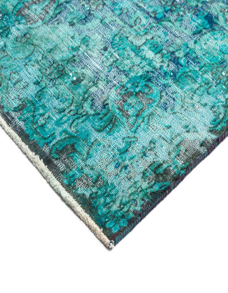 Detail image of  9' 8 x 13' 7 Vintage Royal Wool Rug