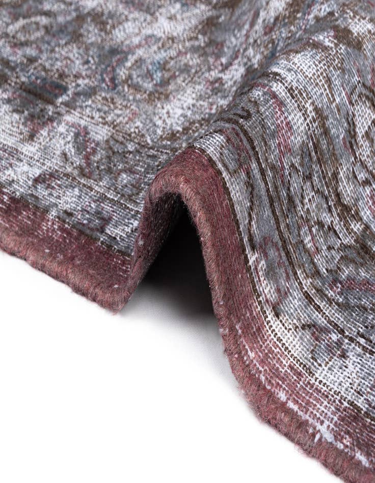 Detail image of  9' 7 x 12' 7 Vintage Royal Wool Rug