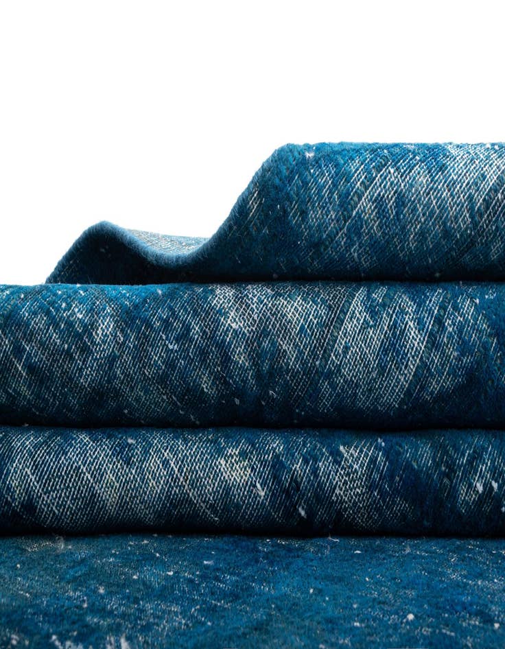 Detail image of  9' 9 x 12' 11 Vintage Royal Wool Rug