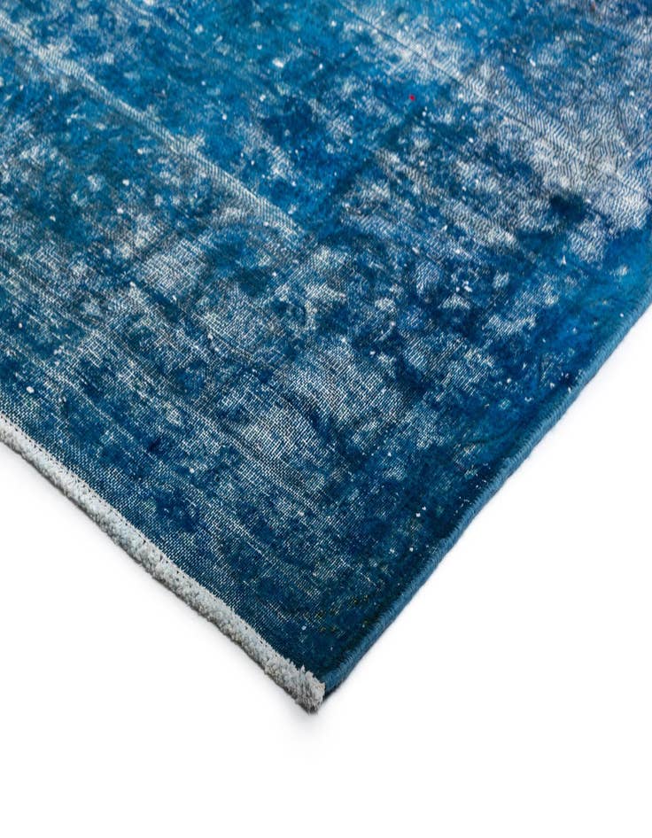 Detail image of  9' 9 x 12' 11 Vintage Royal Wool Rug