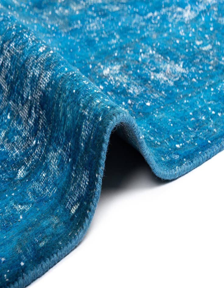 Detail image of  9' 9 x 12' 11 Vintage Royal Wool Rug